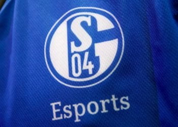 Schalke 04 LCS Slotunu Sattı!