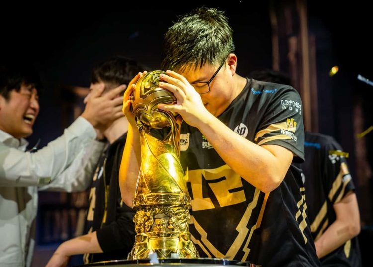 Eski Profesyonel Nişancı Uzi Espor Organizasyonu Kuruyor!