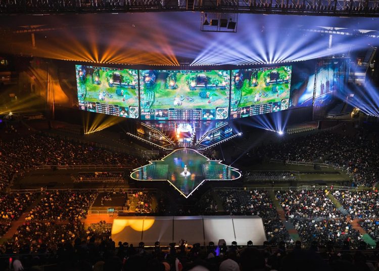 2021 Worlds, Kıta mı Değiştiriyor?