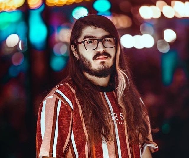 Kemal Can ”KendineMüzisyen” Parlak Kimdir?