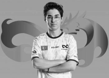 Eternal Fire xfl0ud ile Yollarını Ayırdı