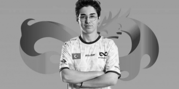 Eternal Fire xfl0ud ile Yollarını Ayırdı